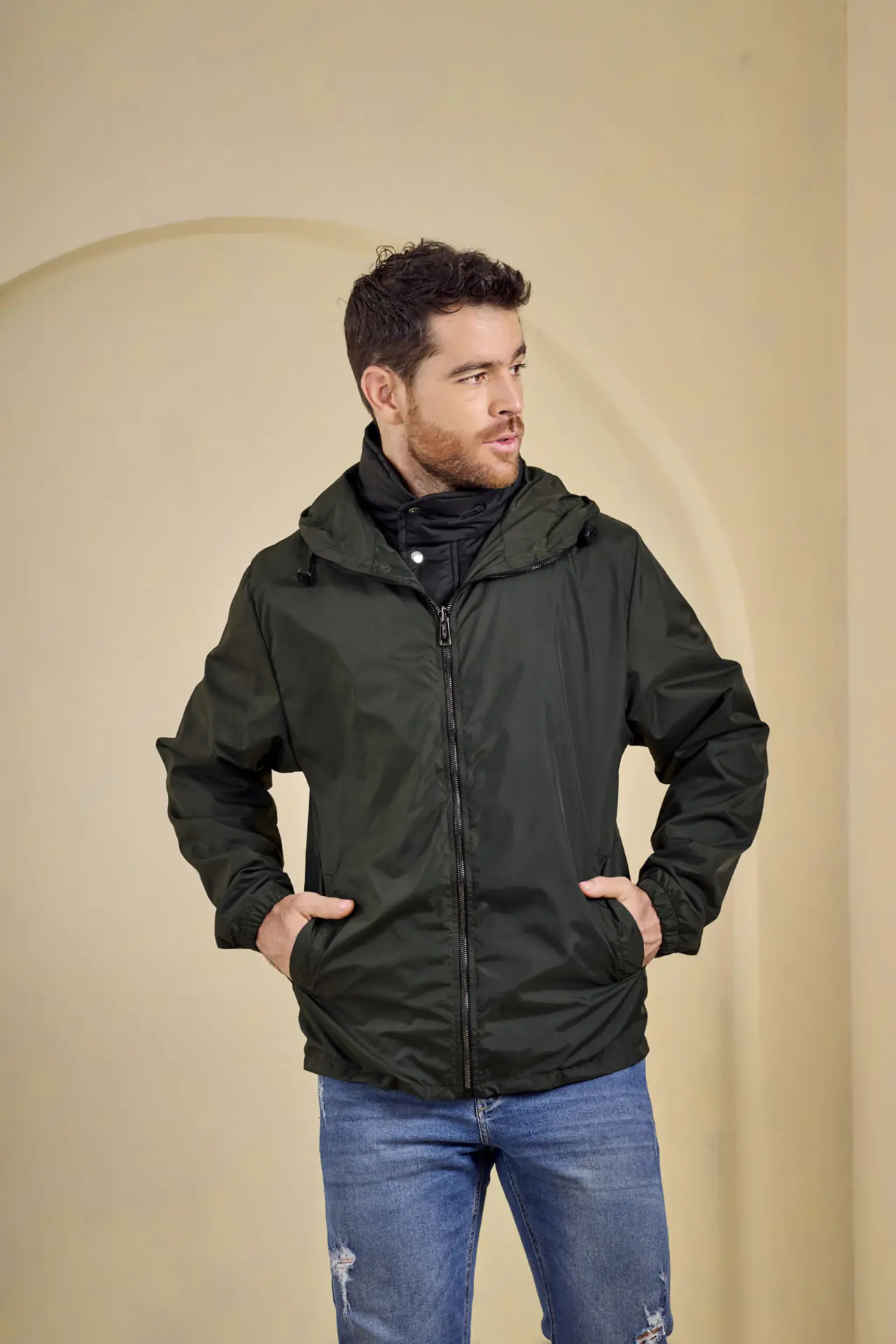 ref_7897_verde_militar_con_negro_1